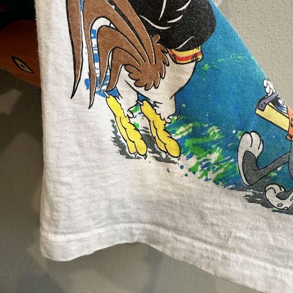 Vintage looney Tunes 1991 Pump Up The Volume okay Condition - Picture 4 of 12